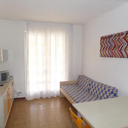 Ferienwohnung Fuer 5 Personen Ca 42 Qm In Bibione, Adriakueste Italien Und Umgebung - B63063 * Bibione